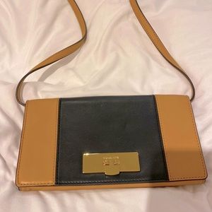 Michael Kors Cross Body barely used with protective bag